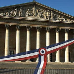 Le Parlement a voté la suppression de l&rsquo;impôt sur le revenu !